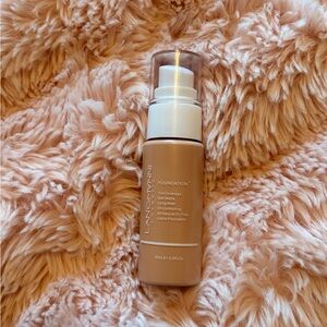 Lancome Liquid Foundation
